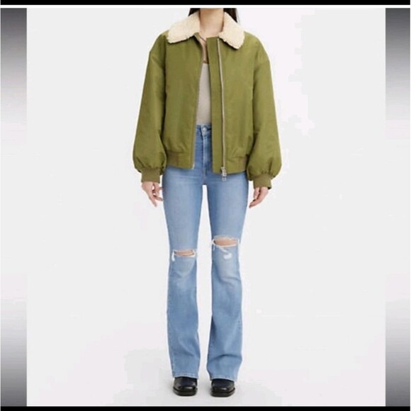 Levi's Women's 726 High-Rise Flare Jeans 30x32 - Picture 1 of 5